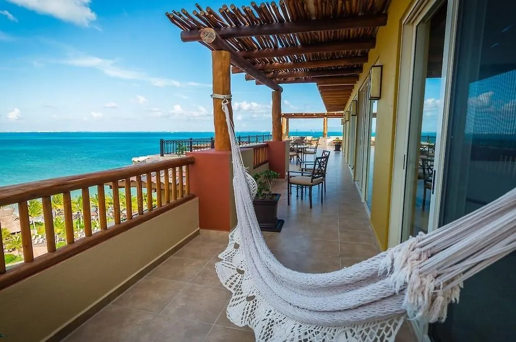 Resort Villa del Palmar Cancun Luxury Beach Resort&Spa