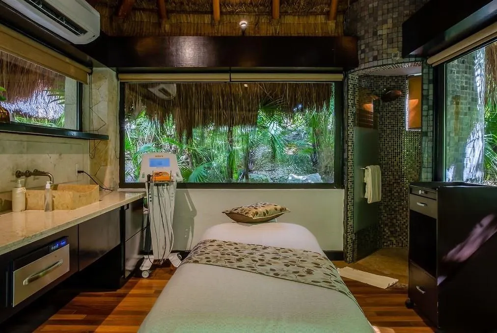 Resort Villa del Palmar Cancun Luxury Beach Resort&Spa